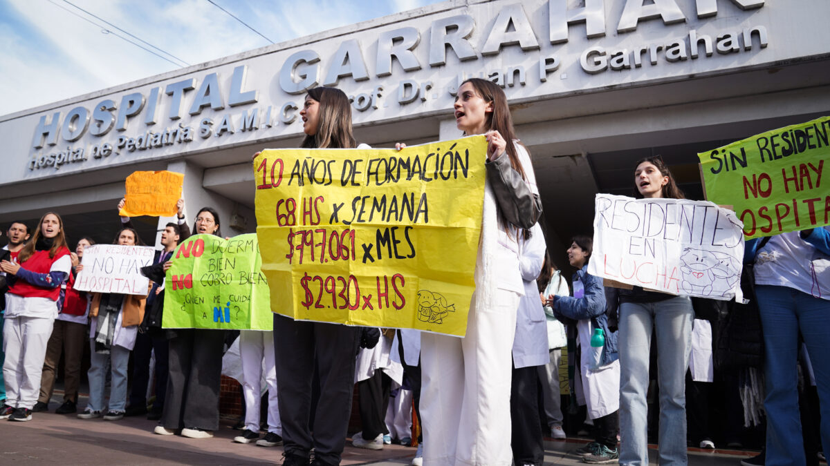 Médicos del Garrahan vuelven al paro tras el veto a la Emergencia Pediátrica