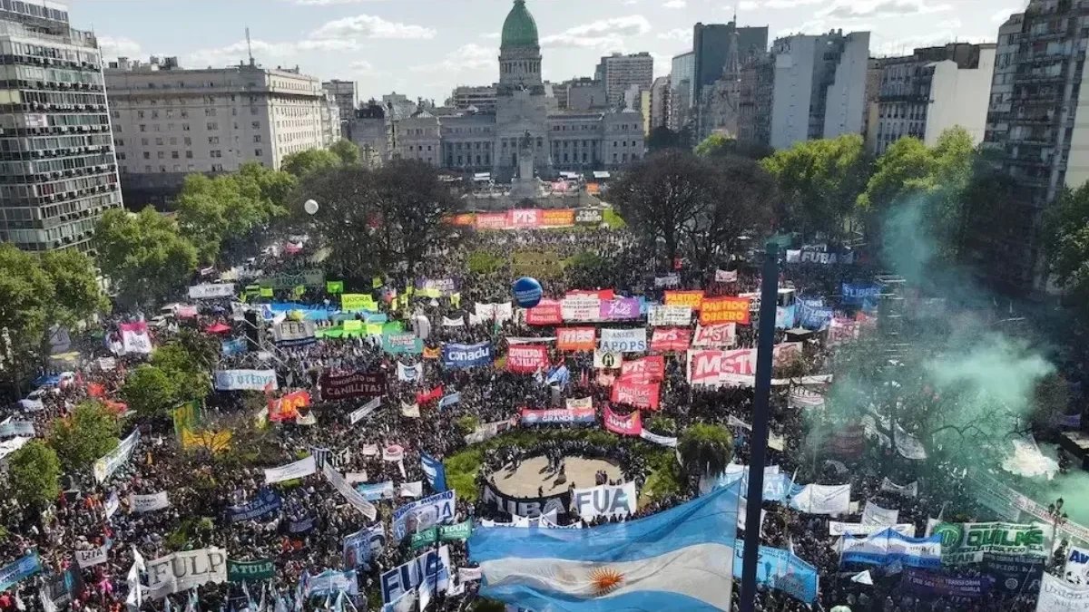 Universidades: paro y marcha federal contra el veto de Milei al financiamiento