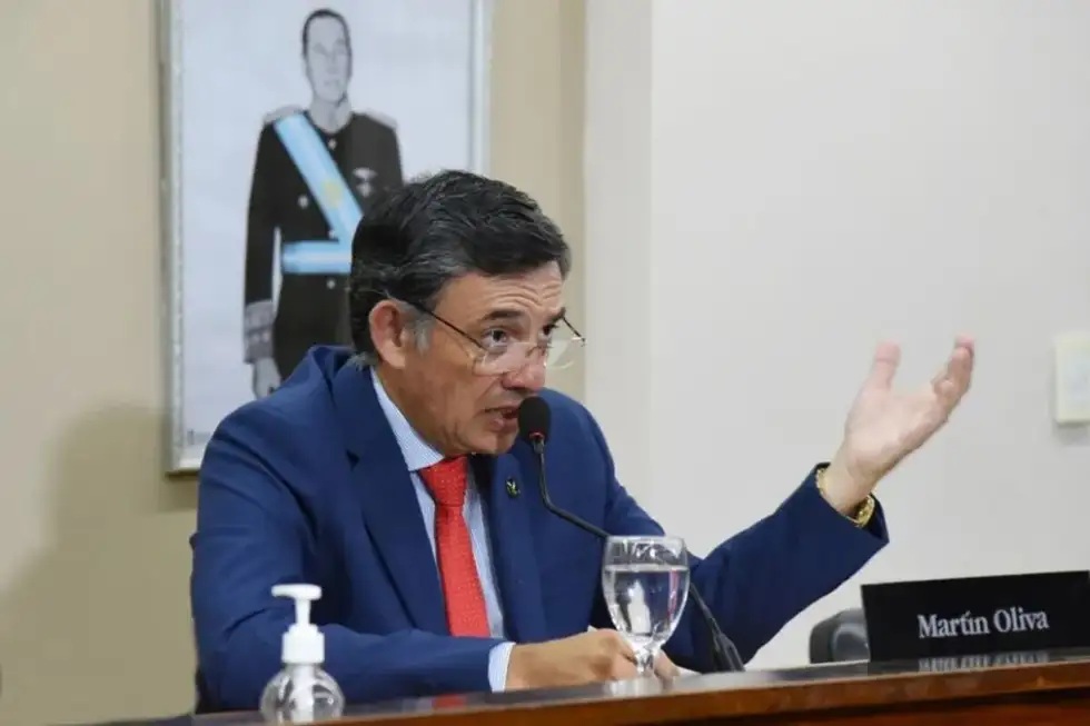 Reforma Previsional: para Martín Oliva "genera incertidumbre y polémica"