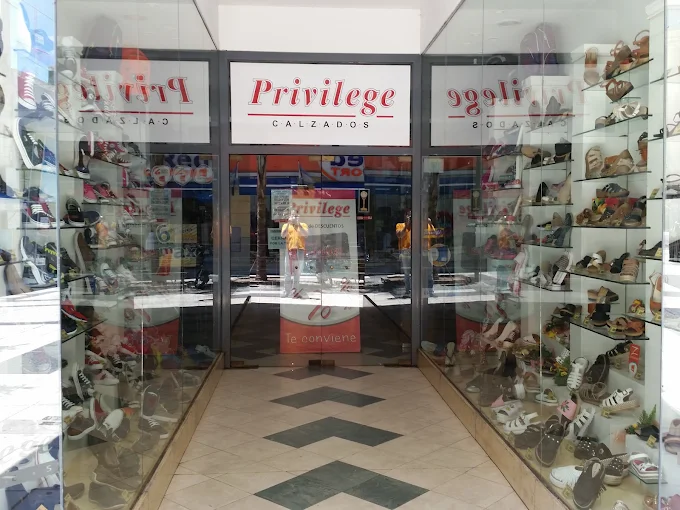 Cierra otro histórico comercio de Paraná por falta de ventas: "No hay consumo"