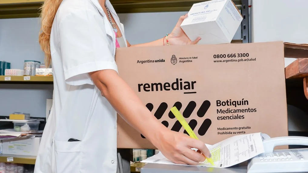 El Plan Remediar, a punto de desaparecer: "El gobierno pone el jaque el sistema de salud"